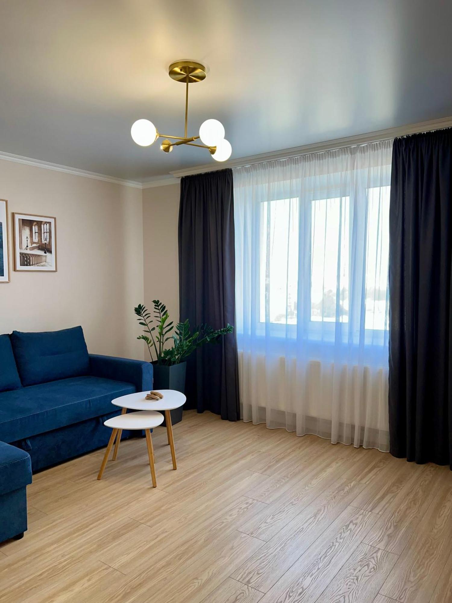 Затишна Квартира Біля Парку Центр Міста Ternopil Exteriör bild