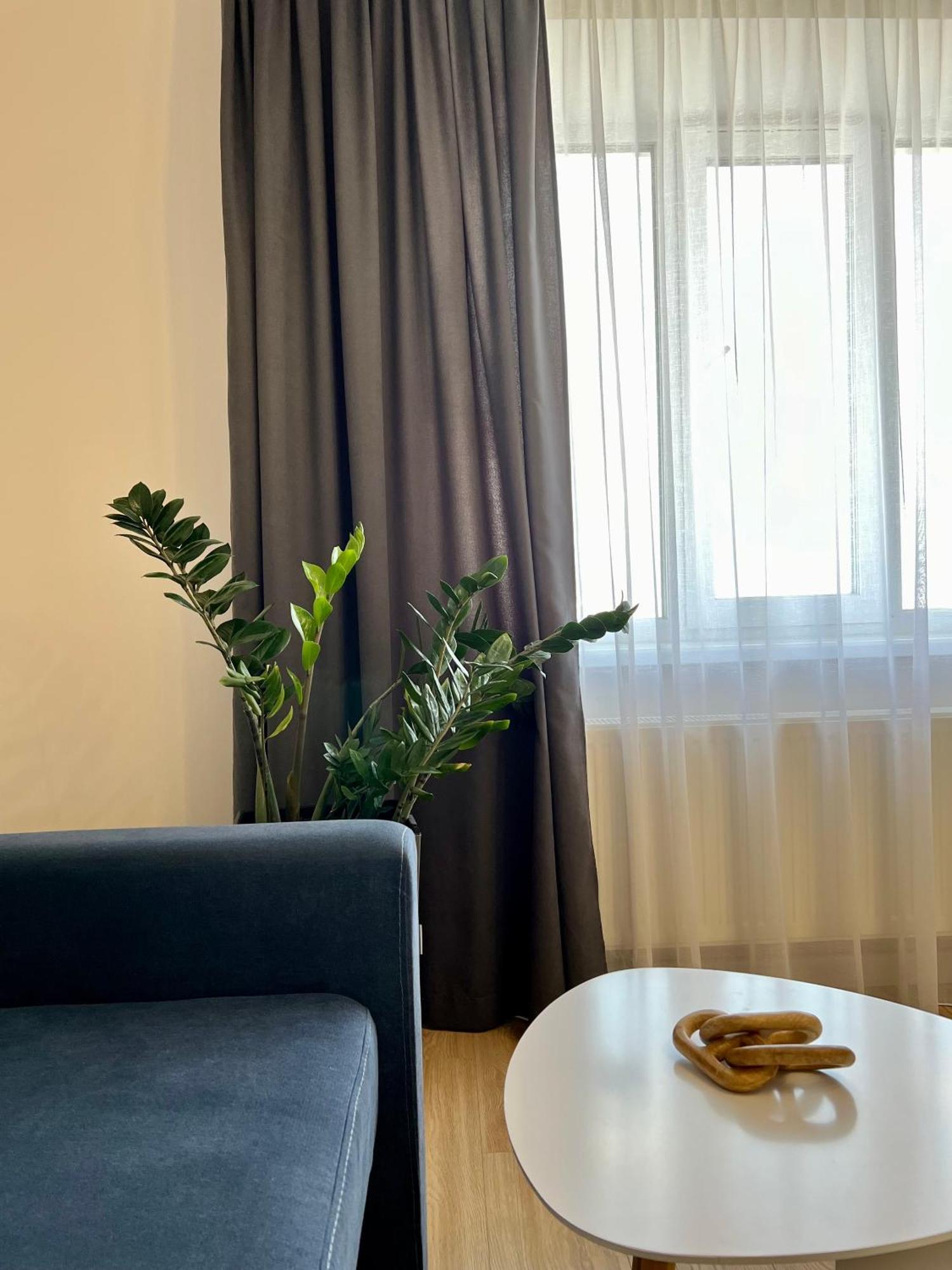 Затишна Квартира Біля Парку Центр Міста Ternopil Exteriör bild